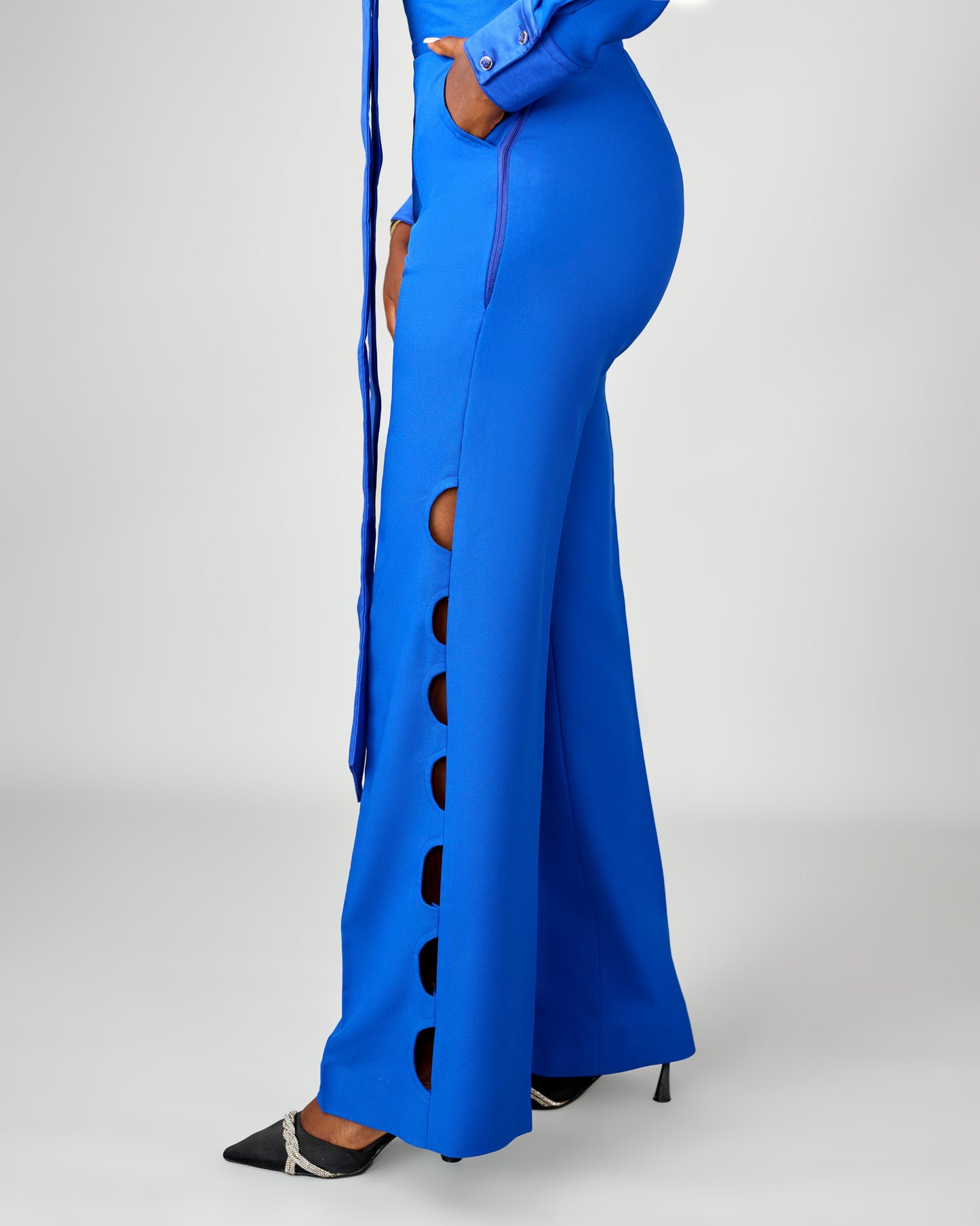 The Standing On Business Set-In Blue